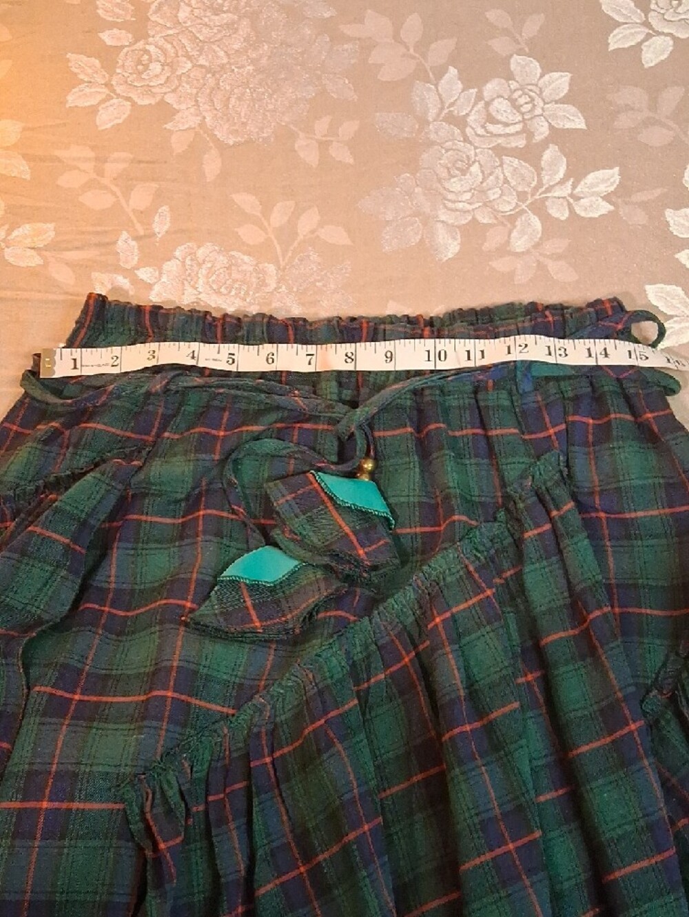 Scottish Tartan Women's Plaid Tiered Maxi Skirt with Tassel Detail Size L - Picture 6 of 7